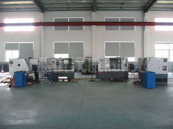 車間實景--生產(chǎn)車間數(shù)控機床